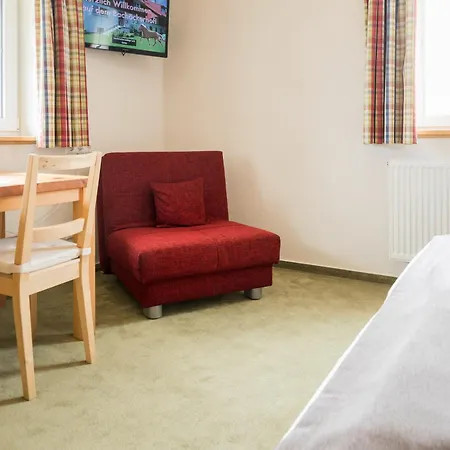 Guest house Bachaeckerhof - Nichtraucherhotel- *