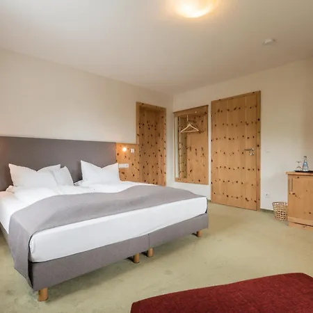 Bachaeckerhof - Nichtraucherhotel- 3* Ravensburg