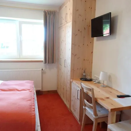 Bachaeckerhof - Nichtraucherhotel- Равенсбург