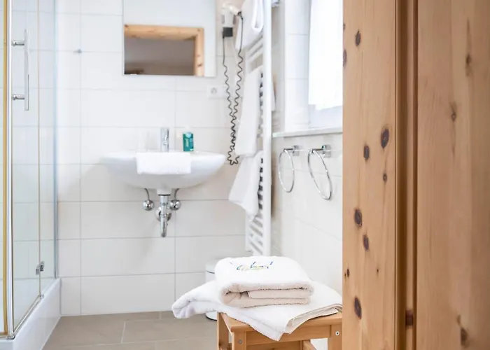 Bachaeckerhof - Nichtraucherhotel- ゲストハウス ラーベンスブルク