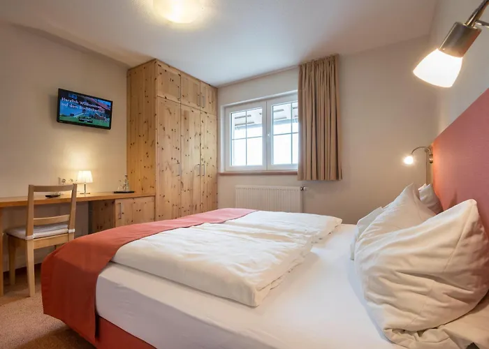 Bachaeckerhof - Nichtraucherhotel- ゲストハウス ラーベンスブルク